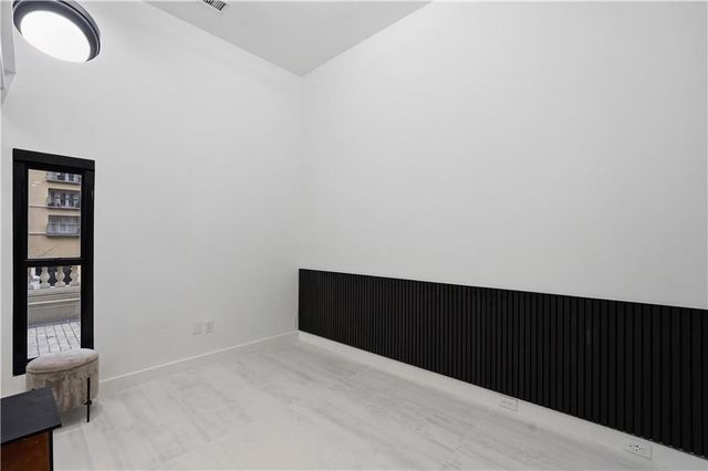 199 14th NE Street 103, Atlanta, GA 30309