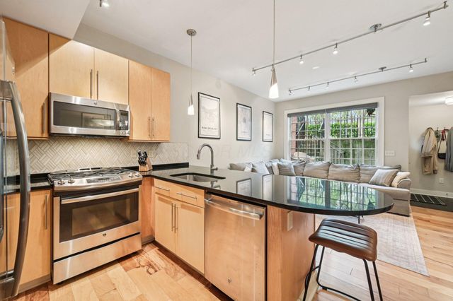 282 E Gay Street, G34, Columbus, OH 43215