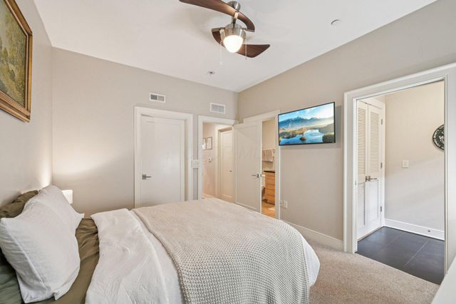 282 E Gay Street, G34, Columbus, OH 43215