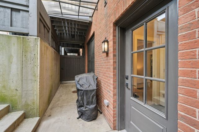 282 E Gay Street, G34, Columbus, OH 43215