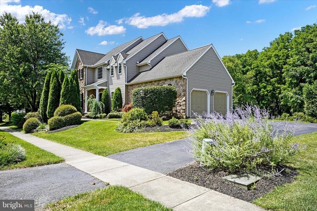 814 EDNA JANE LN, West Grove, PA 19390
