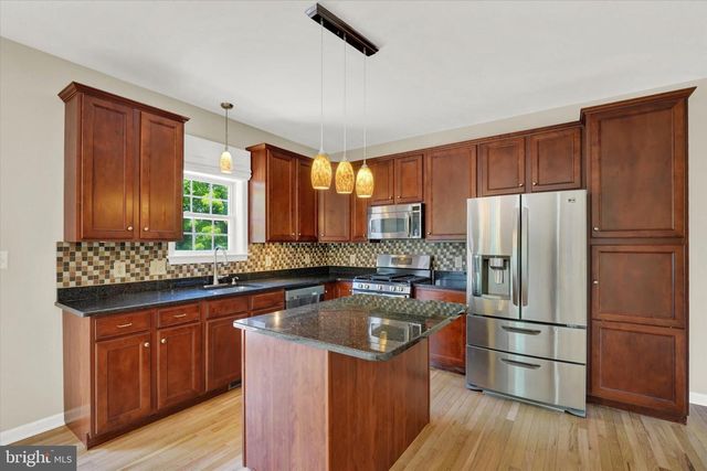 814 EDNA JANE LN, West Grove, PA 19390