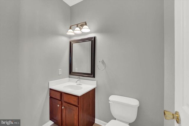 814 EDNA JANE LN, West Grove, PA 19390