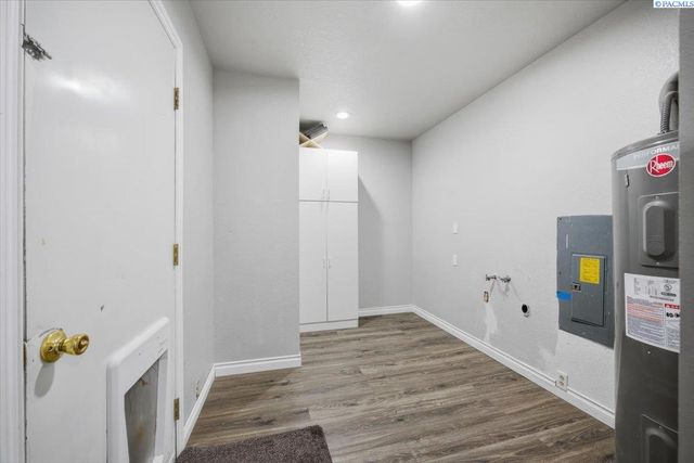 225 Mata Rd, Kennewick, WA 99338