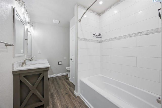 225 Mata Rd, Kennewick, WA 99338