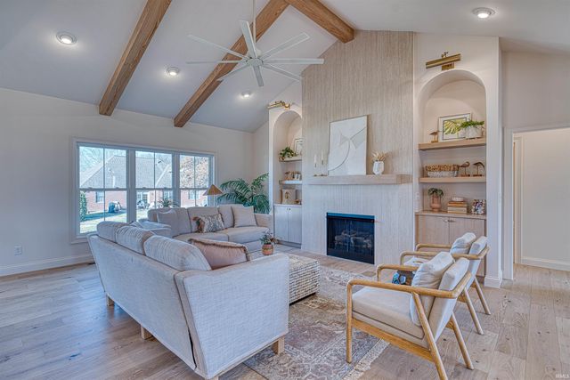 8818 Jenkins Drive, Evansville, IN 47725