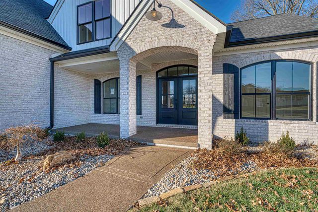 8818 Jenkins Drive, Evansville, IN 47725