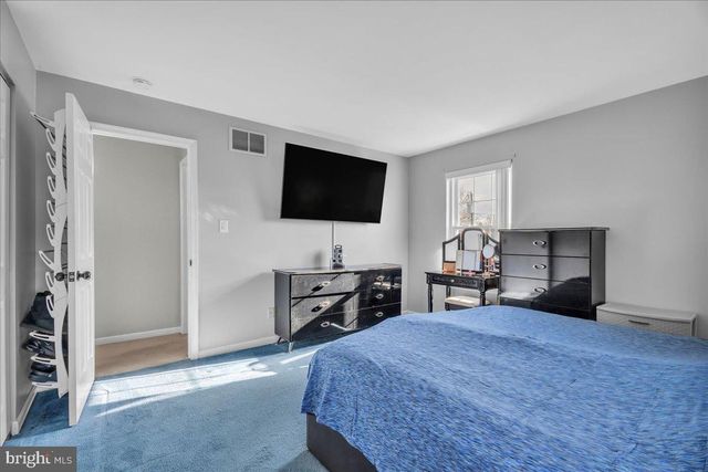 120 GREENWICH AVE, Paulsboro, NJ 08066