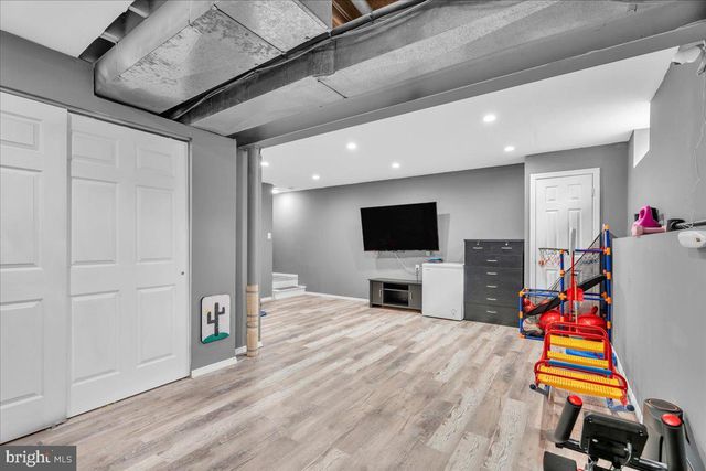 120 GREENWICH AVE, Paulsboro, NJ 08066