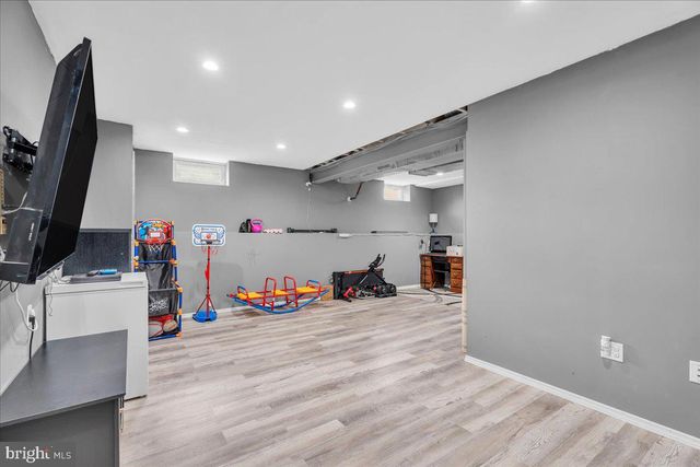 120 GREENWICH AVE, Paulsboro, NJ 08066