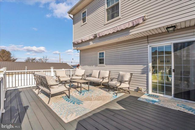 120 GREENWICH AVE, Paulsboro, NJ 08066