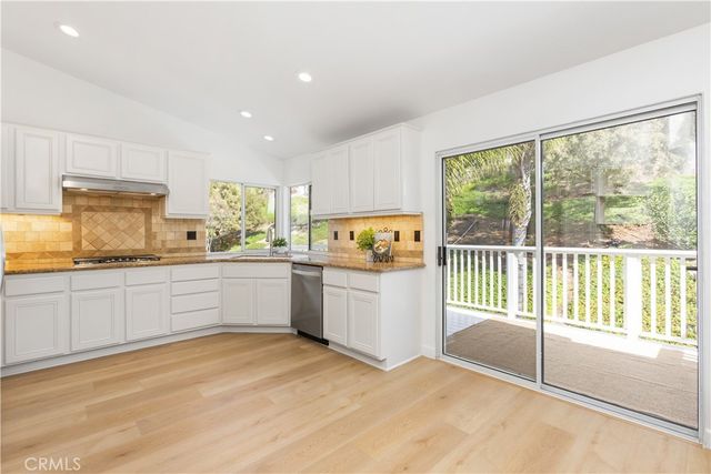 16 Woodsong, Rancho Santa Margarita, CA 92688