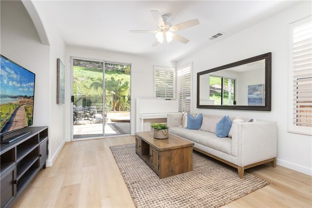 16 Woodsong, Rancho Santa Margarita, CA 92688