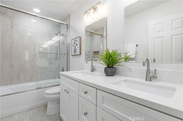 16 Woodsong, Rancho Santa Margarita, CA 92688