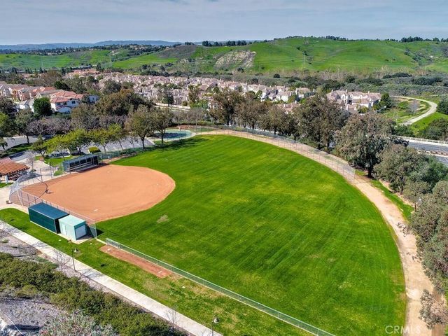 16 Woodsong, Rancho Santa Margarita, CA 92688