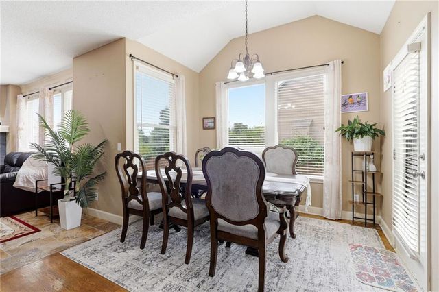 883 S Clearwater Creek Drive, Olathe, KS 66061