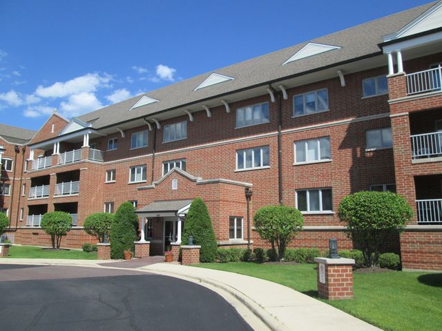 460 S NORTHWEST Highway 409, Park Ridge, IL 60068