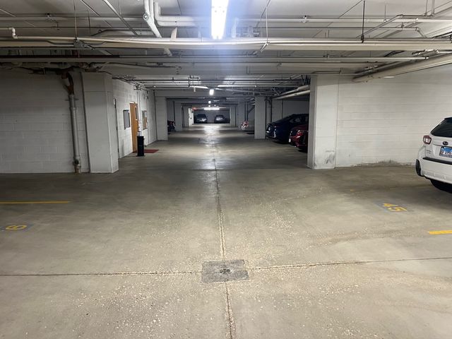 460 S NORTHWEST Highway 409, Park Ridge, IL 60068