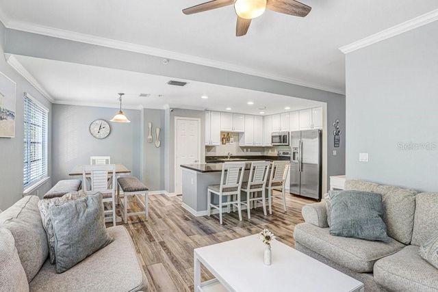 9838 W PARK VILLAGE DRIVE 9838, Tampa, FL 33626