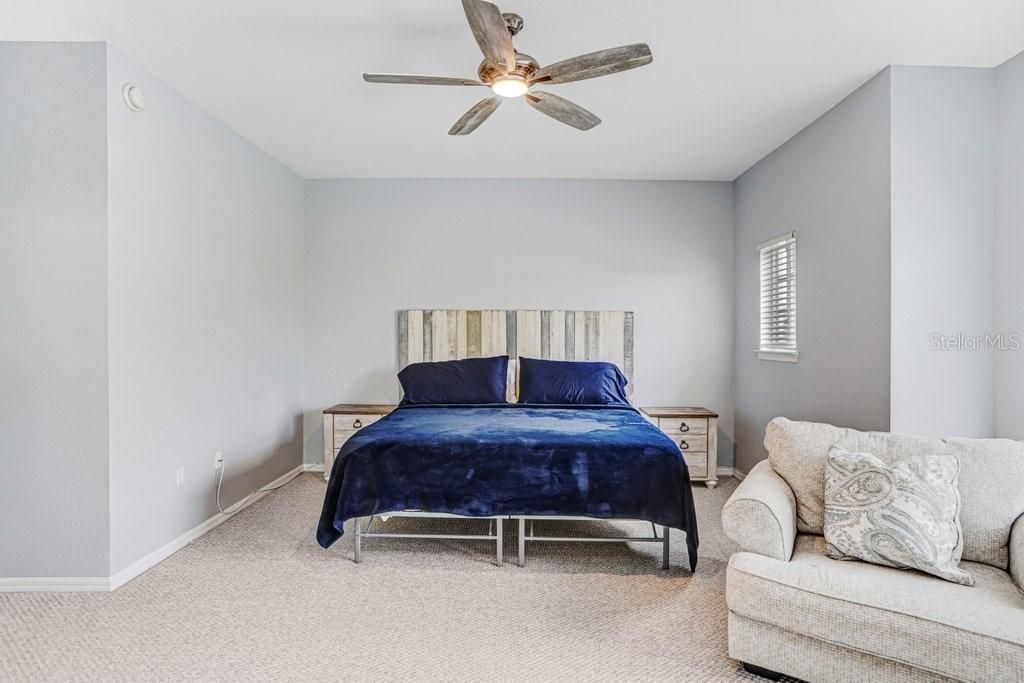 Image 23 of property listing at 9838 W PARK VILLAGE DRIVE 9838, Tampa, FL 33626