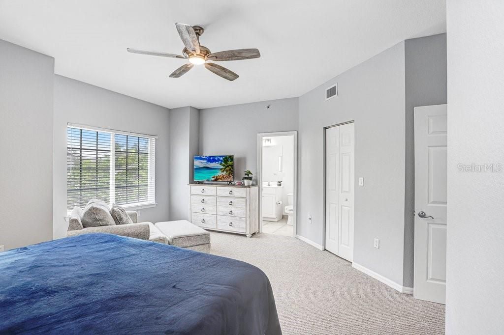 Image 24 of property listing at 9838 W PARK VILLAGE DRIVE 9838, Tampa, FL 33626