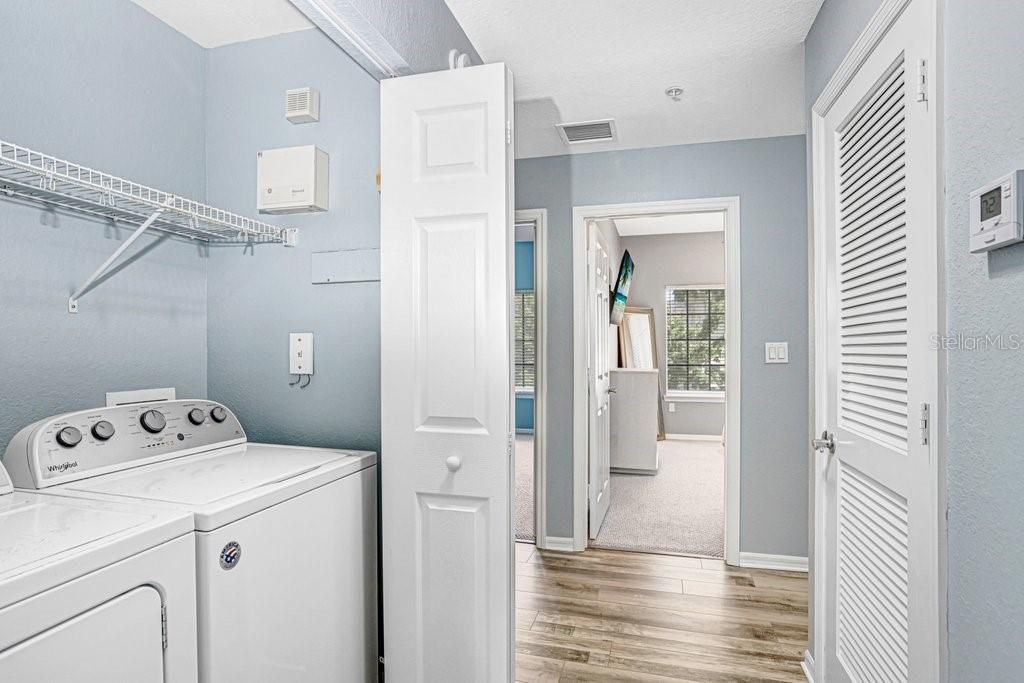 Image 30 of property listing at 9838 W PARK VILLAGE DRIVE 9838, Tampa, FL 33626