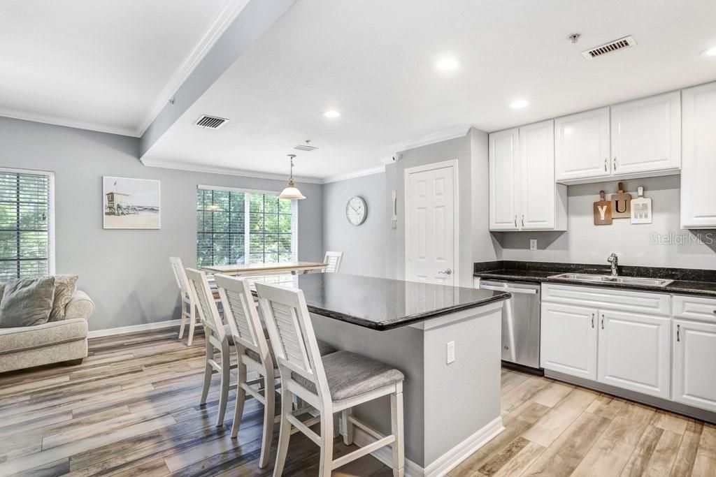 Image 9 of property listing at 9838 W PARK VILLAGE DRIVE 9838, Tampa, FL 33626
