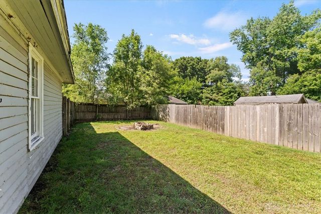 2212 Arlington Avenue, Middletown, OH 45044