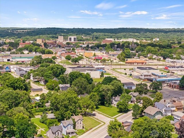 2212 Arlington Avenue, Middletown, OH 45044