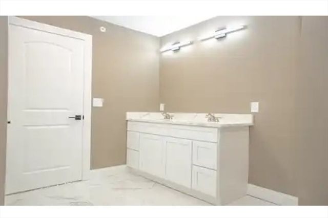 63 Progressive St, Worcester, MA 01604