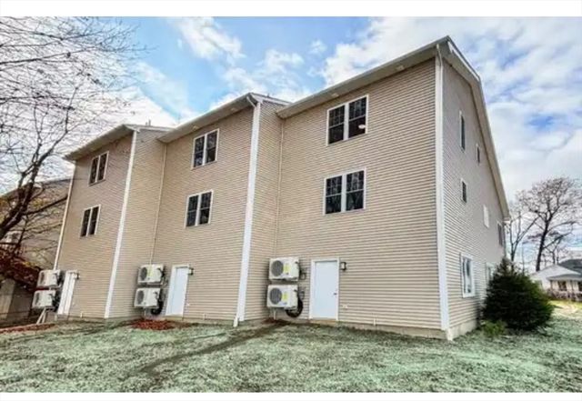 63 Progressive St, Worcester, MA 01604