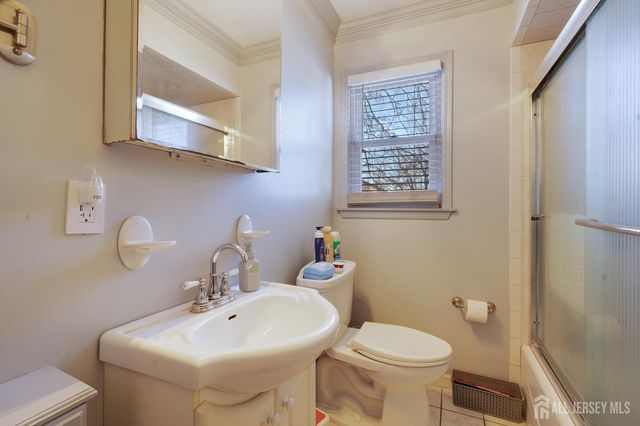 30 Rieder Road, Edison, NJ 08817