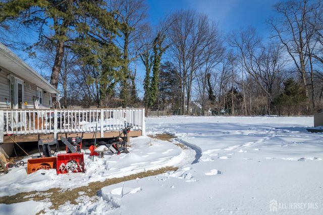 30 Rieder Road, Edison, NJ 08817