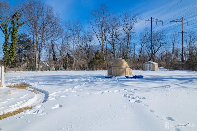 30 Rieder Road, Edison, NJ 08817