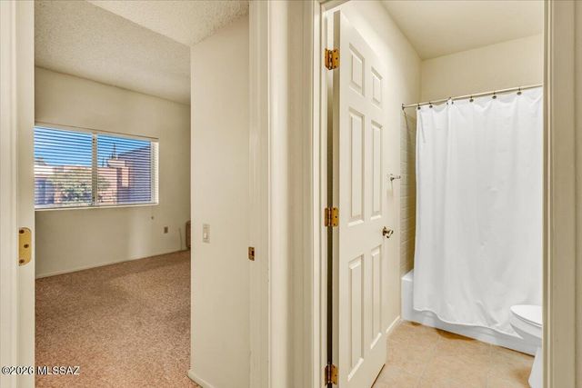 1525 W Vía Del Jarrito, Green Valley, AZ 85622