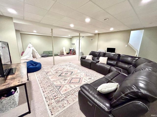 30547 Pine Bluff Drive, Elkhart, IN 46517