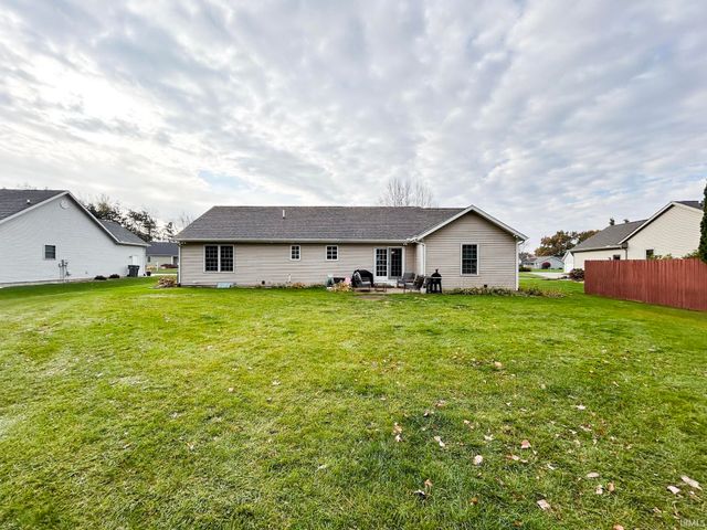 30547 Pine Bluff Drive, Elkhart, IN 46517