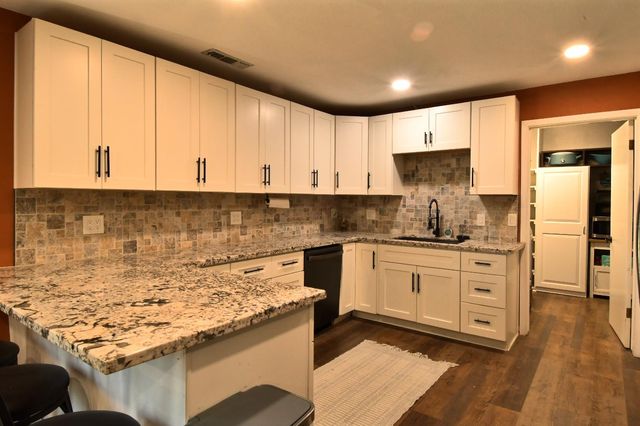 1636 Woodworth Ave, Modesto, CA 95351
