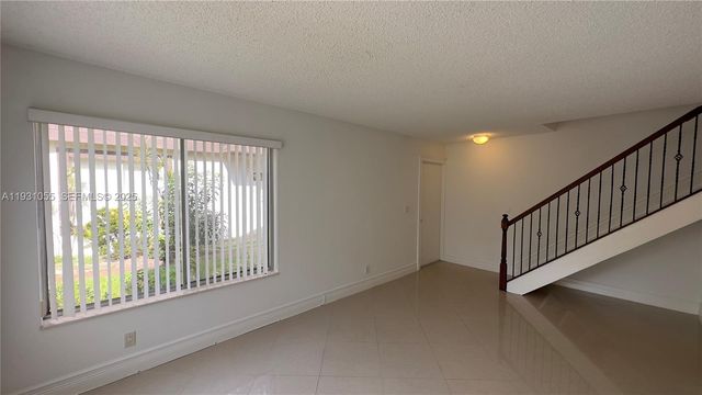 5340 Bosque Ln 98, West Palm Beach, FL 33415