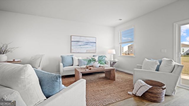 1063 Lakes Boulevard, Brunswick, GA 31525