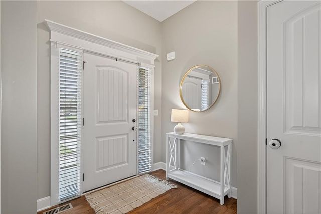 18302 W 194th Terrace, Spring Hill, KS 66083