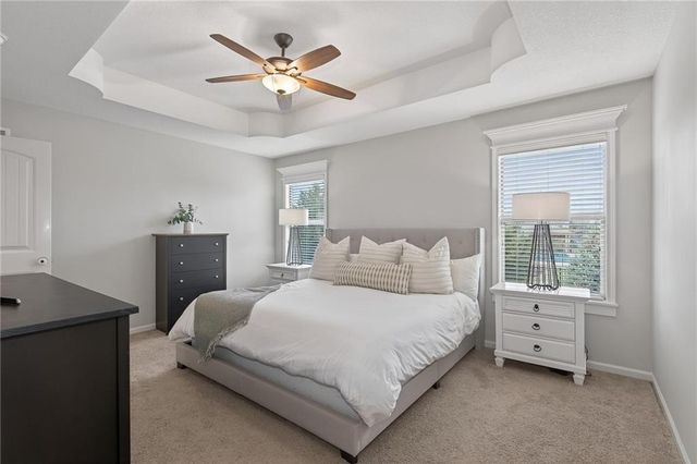 18302 W 194th Terrace, Spring Hill, KS 66083