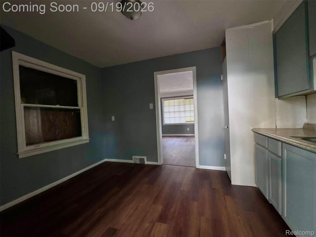 11667 Stahelin Avenue, Detroit, MI 48228