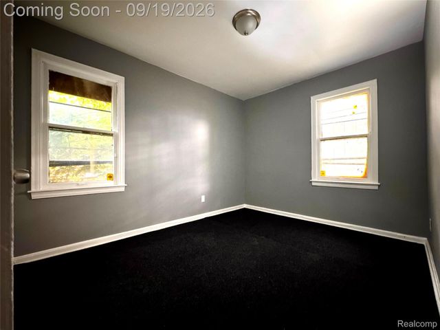 11667 Stahelin Avenue, Detroit, MI 48228