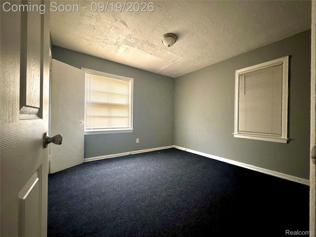 11667 Stahelin Avenue, Detroit, MI 48228