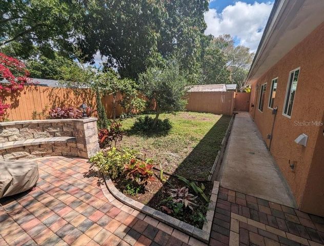 1602 AMBERLEA DRIVE S, Dunedin, FL 34698