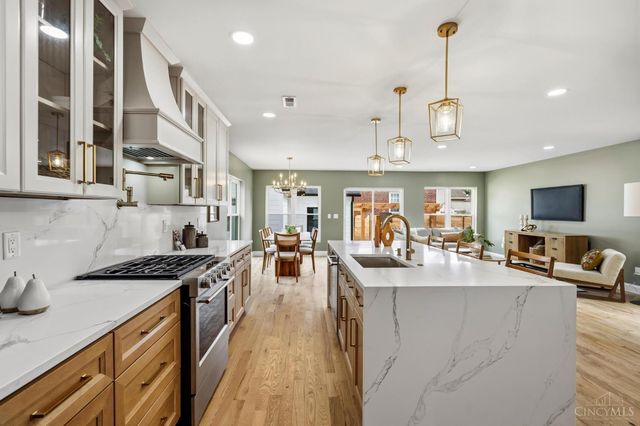 3834 Petoskey Avenue, Mariemont, OH 45227