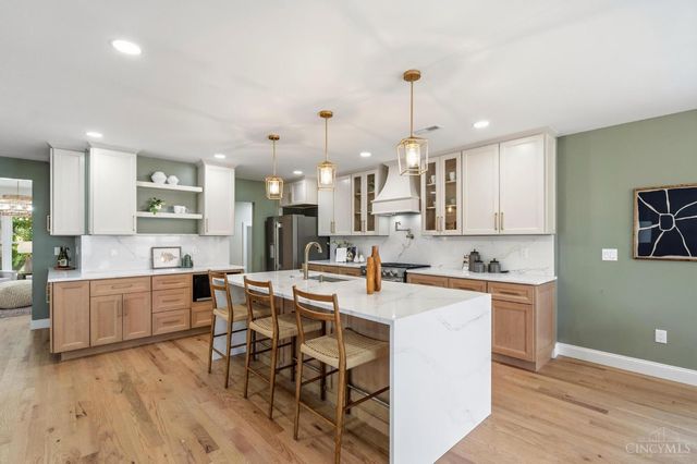 3834 Petoskey Avenue, Mariemont, OH 45227