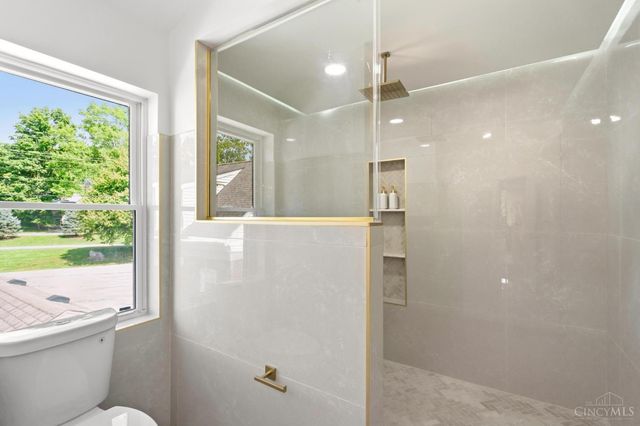 3834 Petoskey Avenue, Mariemont, OH 45227