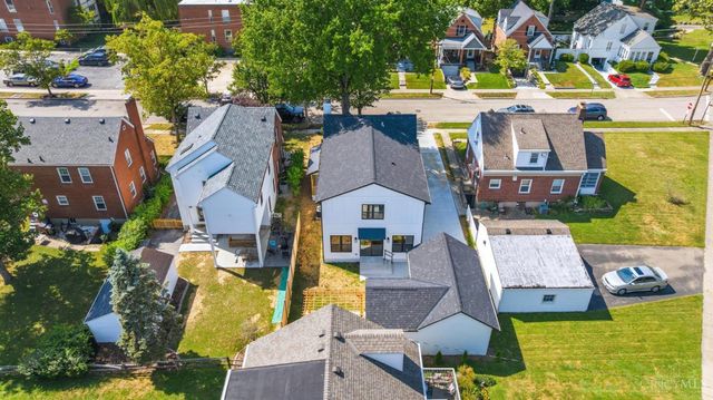 3834 Petoskey Avenue, Mariemont, OH 45227